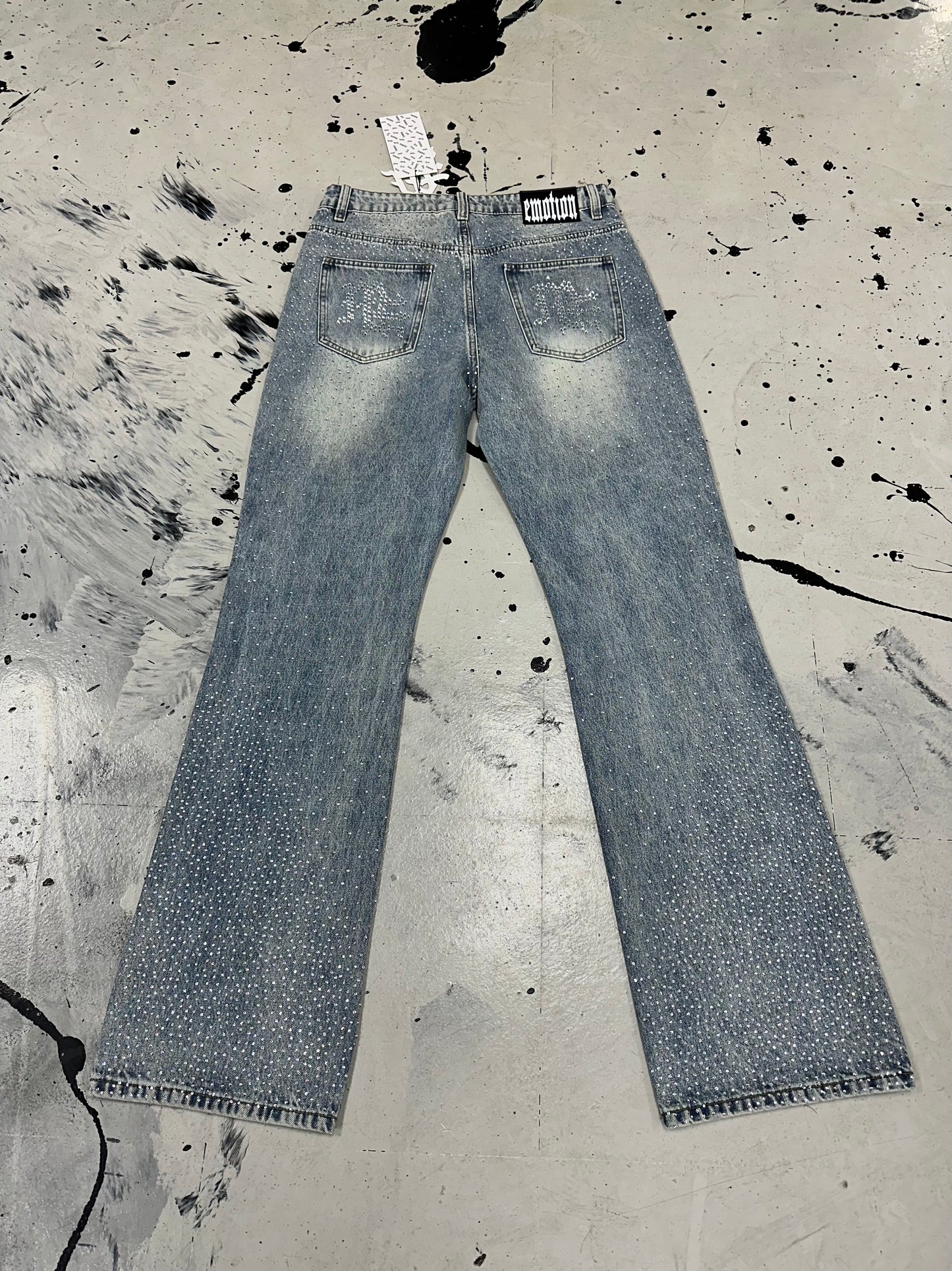 Mixed Emotion Rhinestone Jeans ‘Light Wash’
