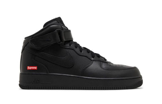 Supreme x Nike Air Force 1 Mid
'Box Logo - Triple Black'