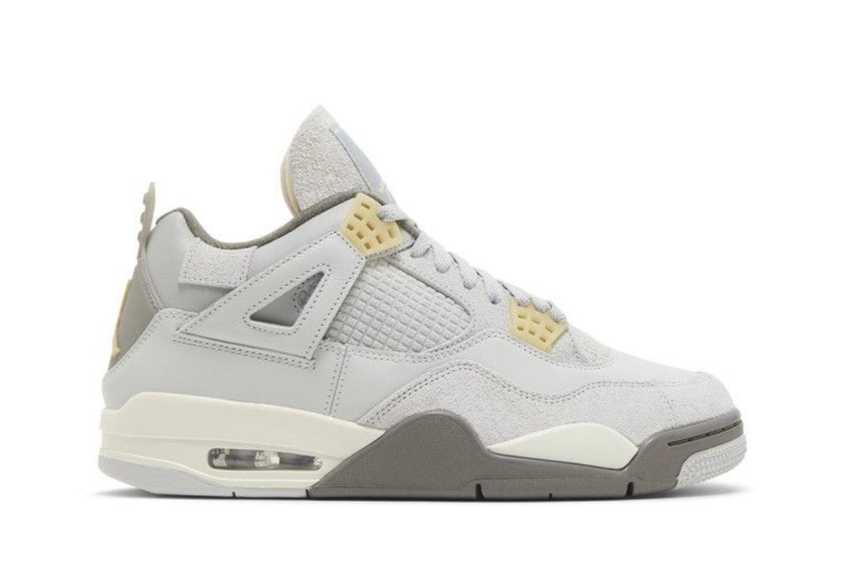 Air Jordan 4 Retro SE Craft 'Photon
Dust'
