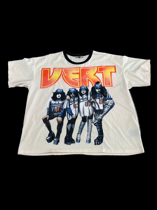 Vertabrae KISS Tee ‘Cream’