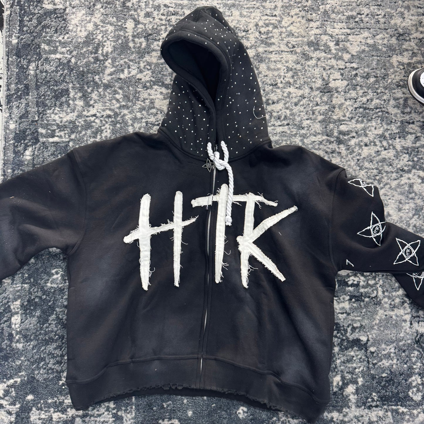Hard To Kill(HTK) Rhinestone Hoodie 'Black'